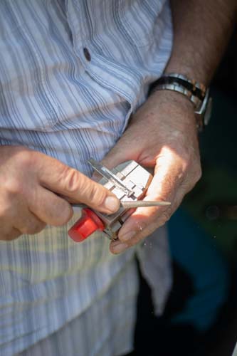 Common issues with transponder keys and how a car locksmith can help
